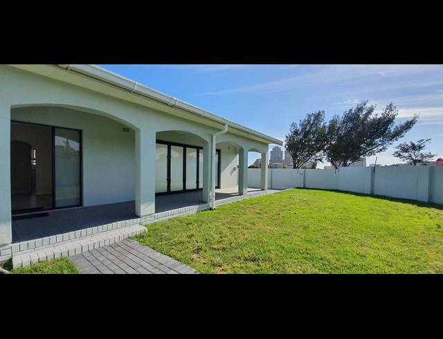 4 BEDROOM HOUSE TO LET IN BLOUBERGRANT